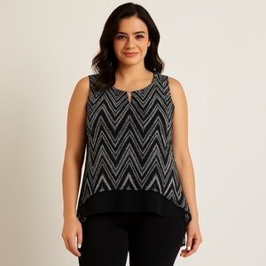 Cocomo Black and Pink Embroidered Label | M